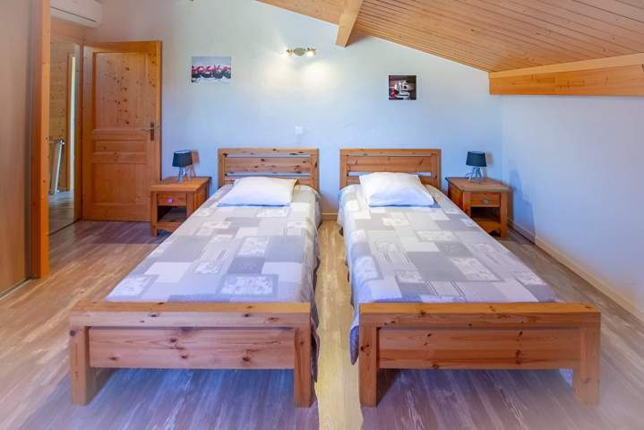 Seasonal accommodations Vallon-Pont-d’Arc