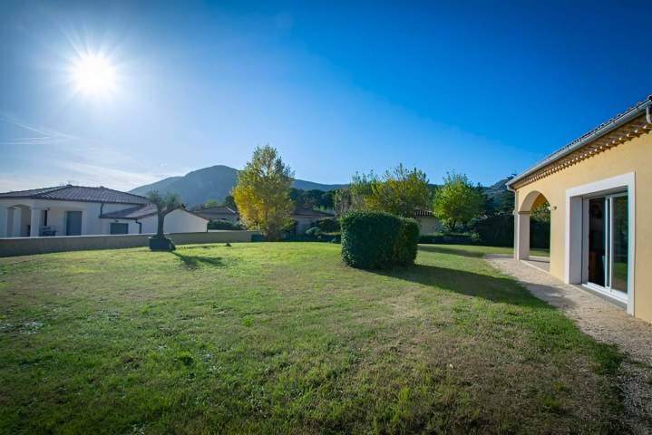 Article de presse Les Fleurs du Bien Vallon-Pont-d'Arc